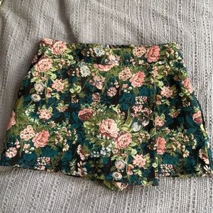 Leith Brand Brocade Skort, size large